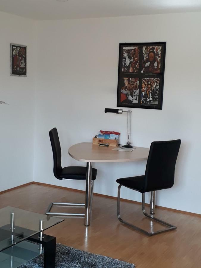 2-Zimmer-Ferienwohnung Gartenblick Rottweil Exterior foto